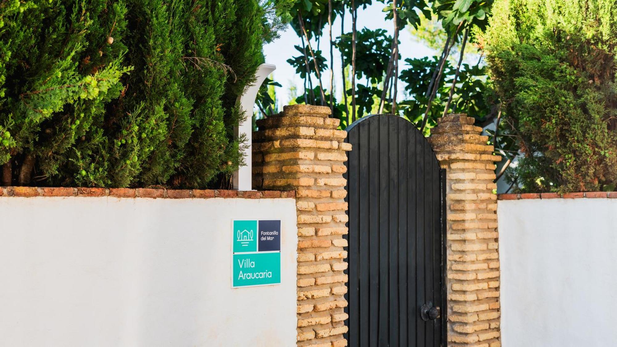 Villa Araucaria By Fontanilla Del Mar Holidays Rentals Cádis Exterior foto